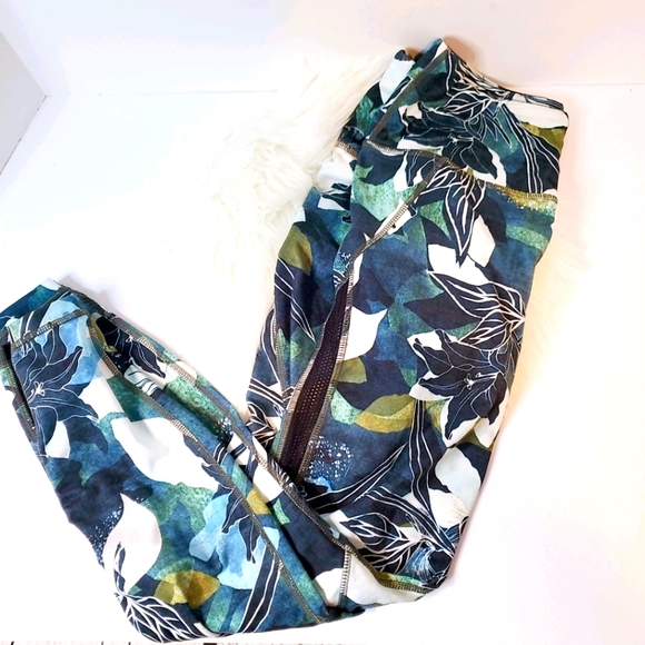 Athleta Pants - ATHLETA Leggings